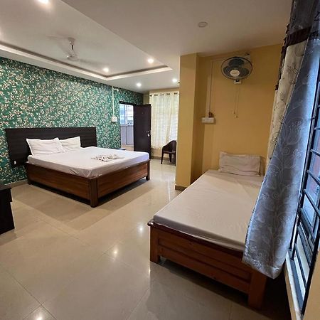 Hk Residency Hotel Guwahati Eksteriør billede